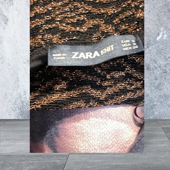 Zara Knit fully lined mini skirt. EUC - Picture 3 of 4